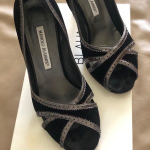 Manolo Blahnik high heel pumps